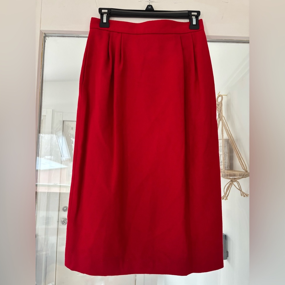 Alice + Olivia Vibrant Red Wool Skirt with‎ Pockets